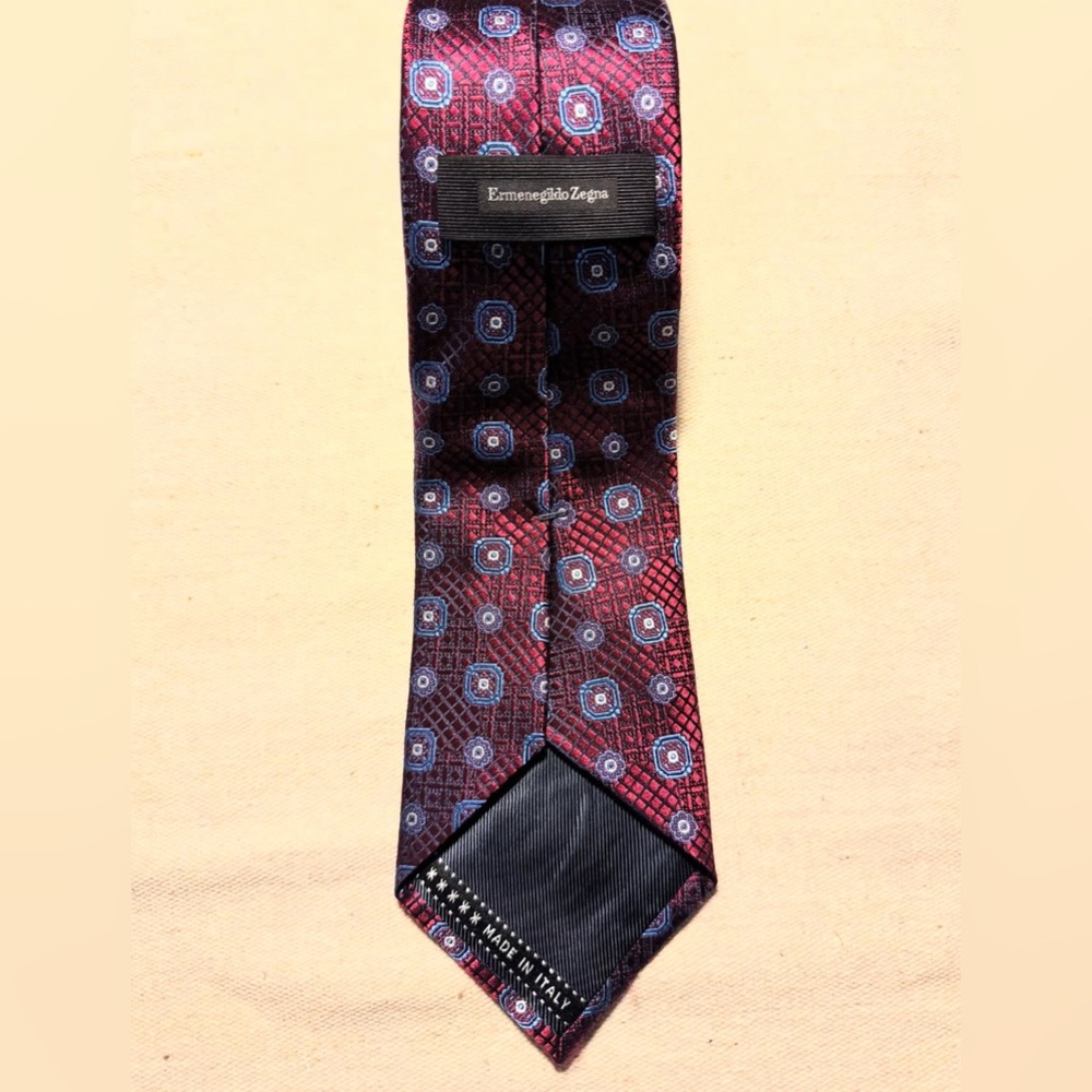Ermenegildo Zegna Burgundy Geometric Men's Tie